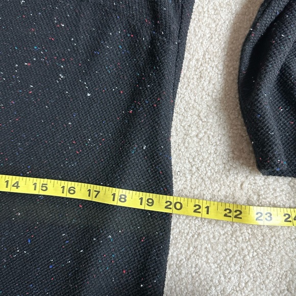 Loft, shift style, 3/4 length sleeve, soft fabric, ruffle hem. Great Condition! - Picture 6 of 7